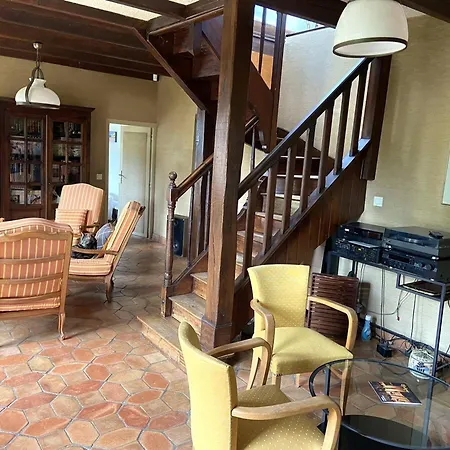 Holiday home Maison En Pierre A Avec Grand Jardin Et Wifi - Fr-1-368-235