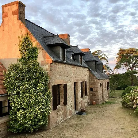 Holiday home Maison En Pierre A Avec Grand Jardin Et Wifi - Fr-1-368-235 *