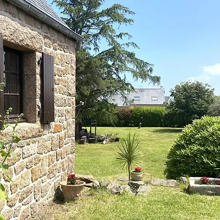 Holiday home Maison En Pierre A Avec Grand Jardin Et Wifi - Fr-1-368-235